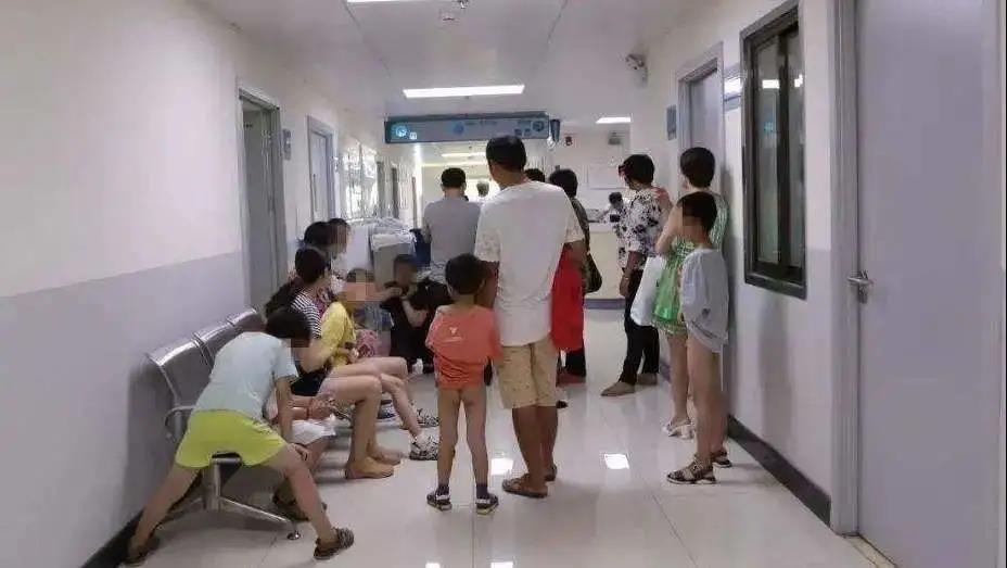 暑假来了!“一起割包皮吗?”
