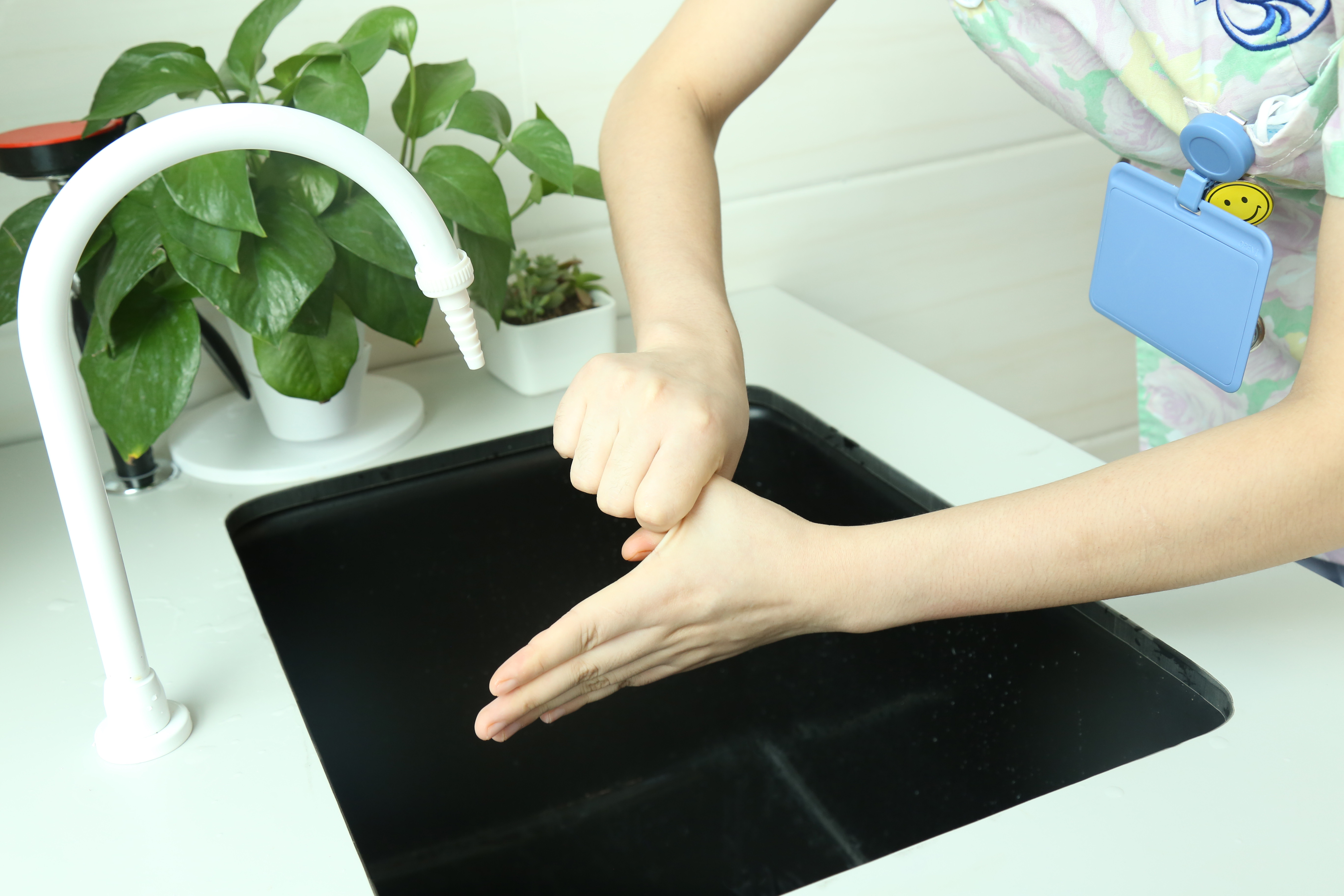 有效洗手——七步搞定！