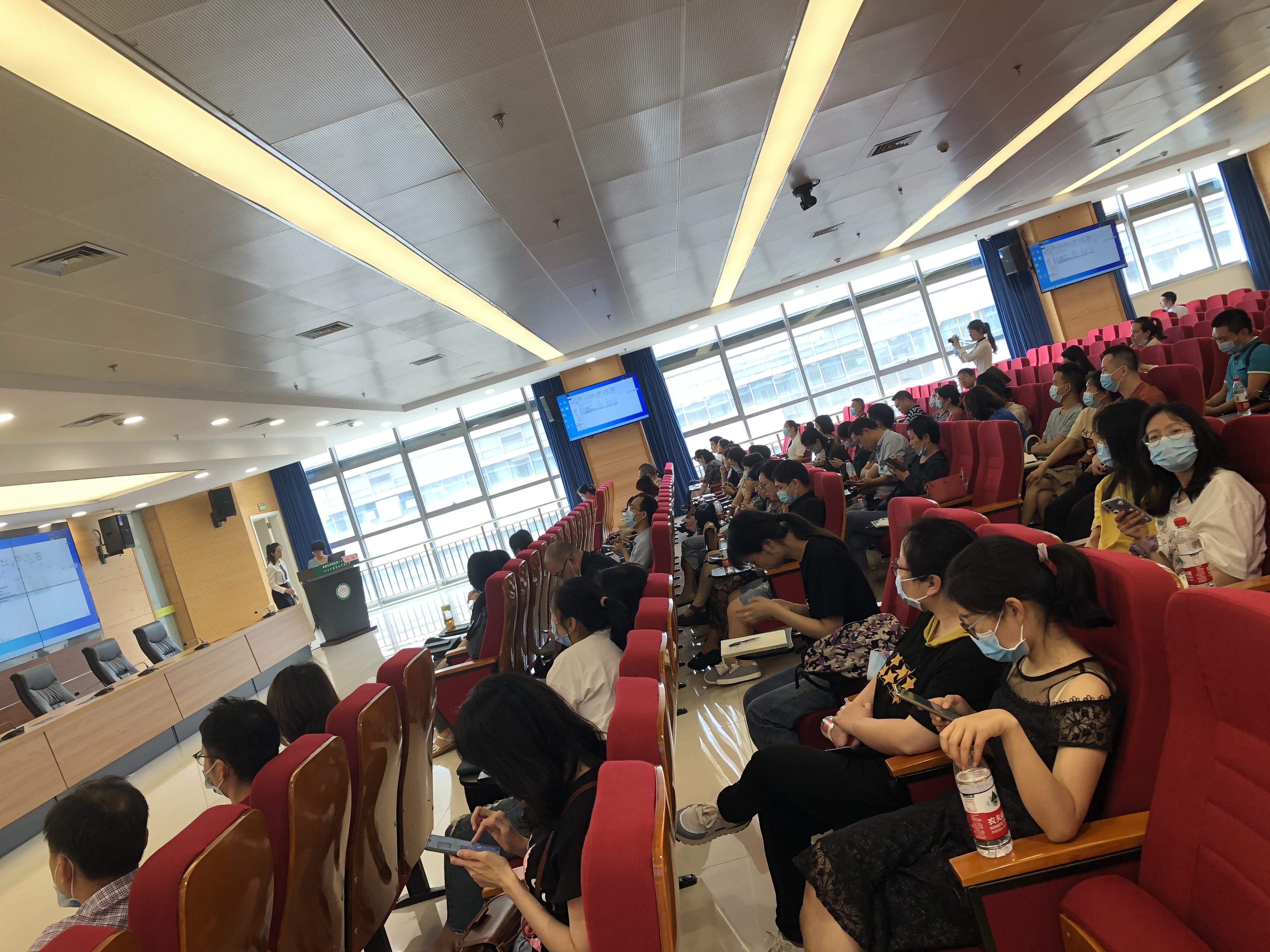 川泌检验科组织人员参加“基层医疗机构医学检验的临床服务能力提升培训班”