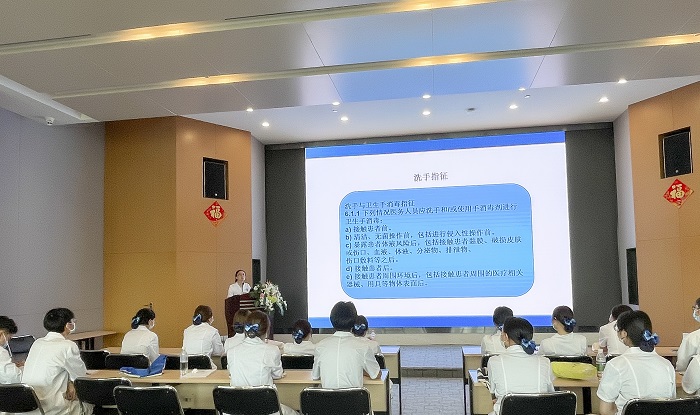 四川泌尿外科医院开展实习生岗前培训