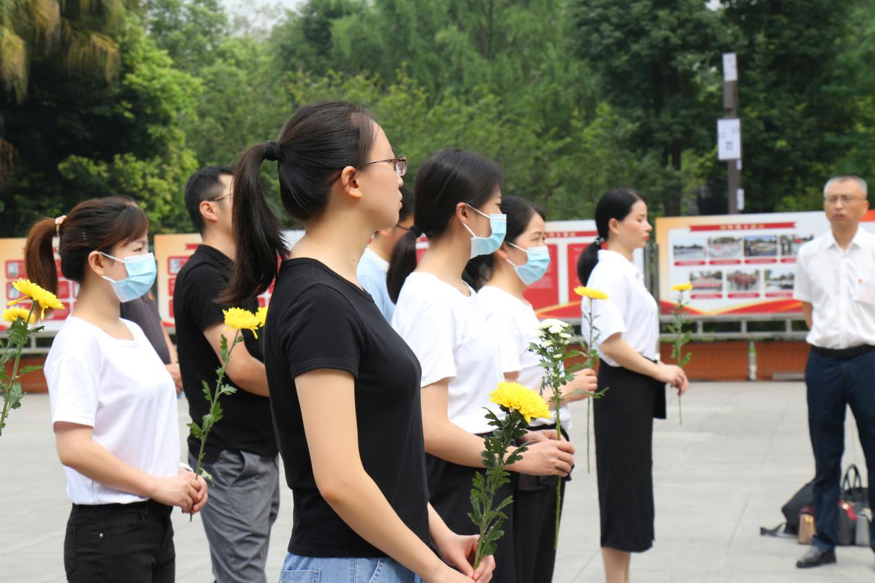 缅怀革命先烈 继承革命遗志 --------四川泌尿外科医院党支部开展建党101周年主题党日活动