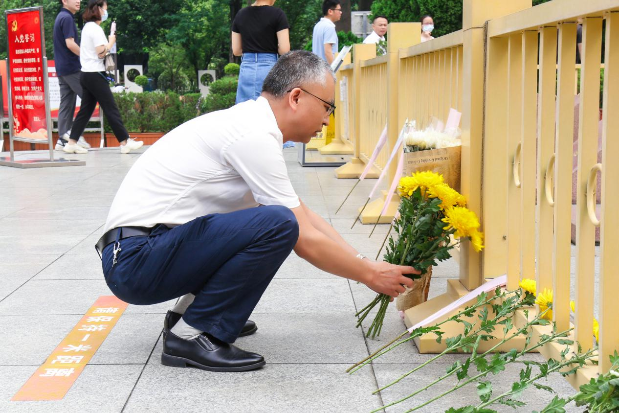 缅怀革命先烈 继承革命遗志 --------四川泌尿外科医院党支部开展建党101周年主题党日活动