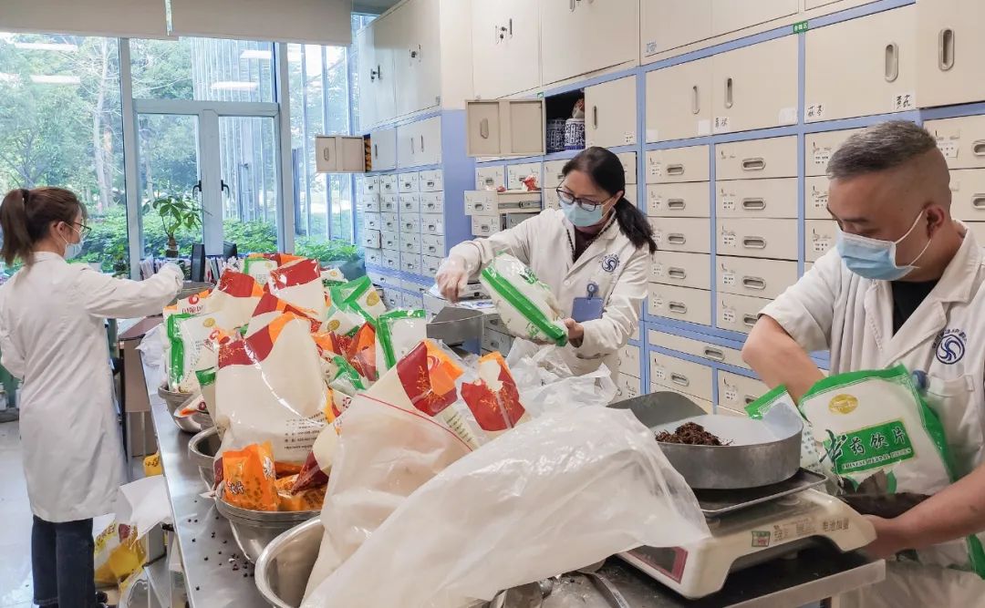 【学习二十大精神】川泌药剂科努力提供更贴心优质的医疗服务