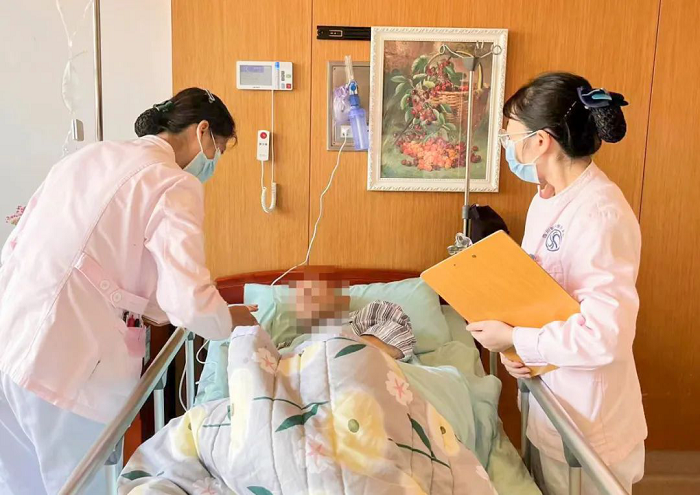 书信寄感恩 他用这种方式为川泌点赞