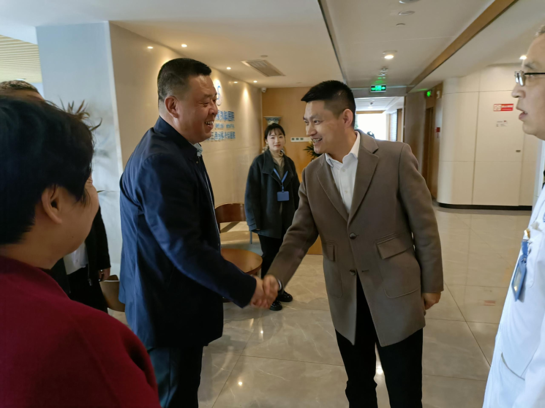 跨区域交流合作，共促医疗发展——甘肃陇南康县与四川泌尿外科医院深度交流