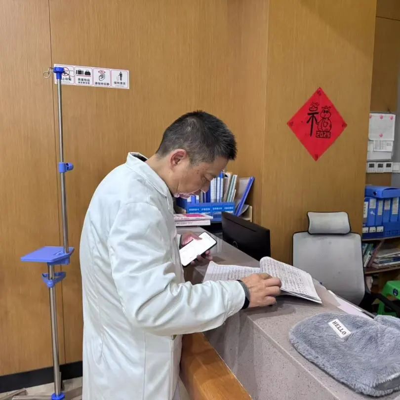 四川泌尿外科医院|突击行政大查房全面提升医疗服务质量