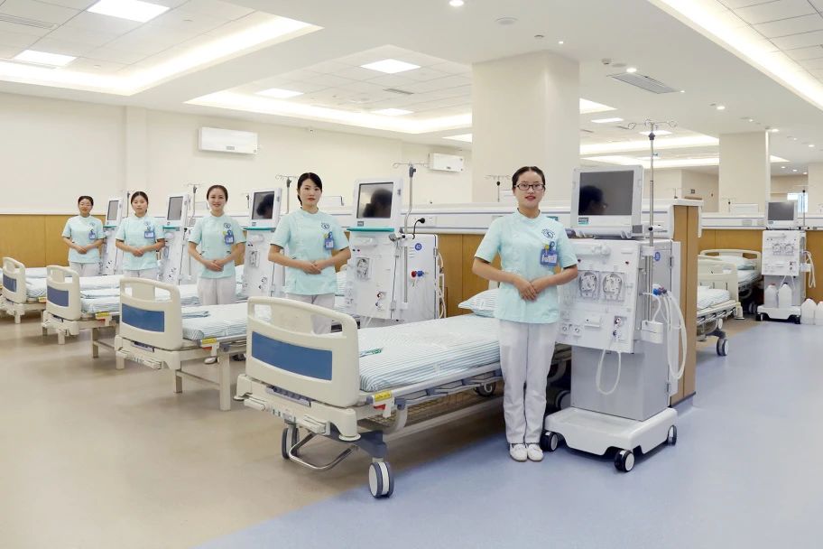 四川泌尿外科医院“贝朗爱敦血液透析标准示范中心”正式挂牌