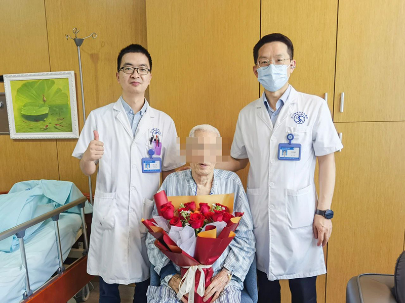 川泌团队打破年龄禁忌为“超高龄前列腺癌患者”重获生活尊严