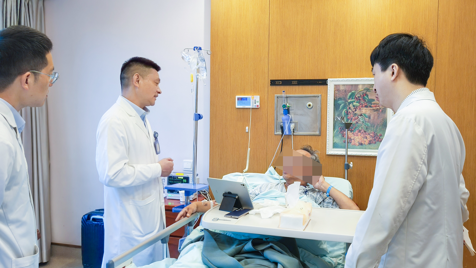 生于美国，求医成都 丨 美籍华人的跨国就医记