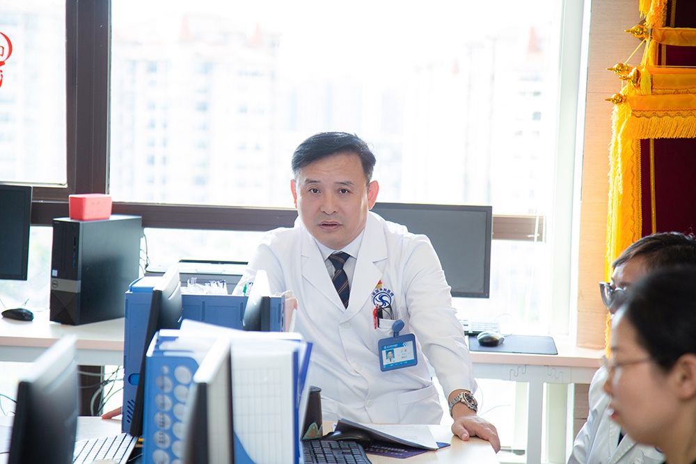 检验预案 锤炼队伍丨川泌开展耐药菌疑似院感暴发应急处置实战演练