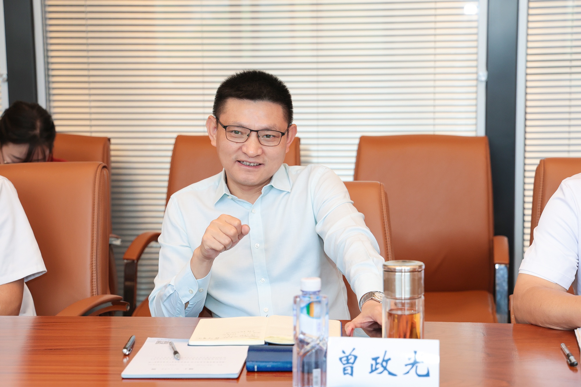 高碑社区与四川泌尿外科医院召开党建结对共建工作座谈会