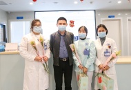 春暖三月 四川泌尿外科医院开展“三八”妇女节慰问活动