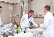 “手中有刀，心中有度”川泌副院长王静带队完成高龄高危结肠癌手术