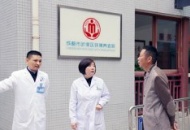 有些人走了，留下了他们，但更多的人来了，为了温暖他们