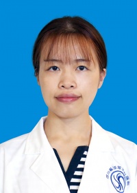 李秋霞 