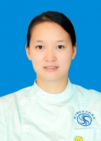 杜满倩