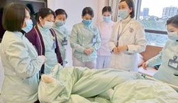 守护像花儿在心中绽放