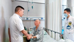 川泌没让他装起搏器，却治好了他的“排尿难”