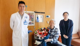 跨越2800公里的信任：内蒙古老人的川泌求医记