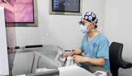 “为机器人手术专程赴川泌”贵州患者跨省求医