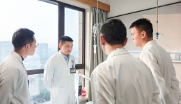 “追光”狙击肿瘤，血尿背后的“光”明转机