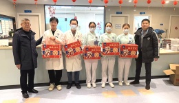 川泌温情送暖，共庆新春佳节——院领导走访慰问一线员工及在院患者