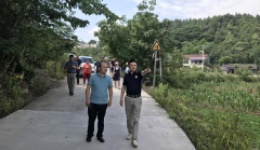 民建成都市锦江区总支开展产业扶贫调研
