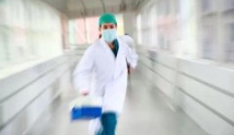 致敬医师节！卫健委这个广告我给100分！