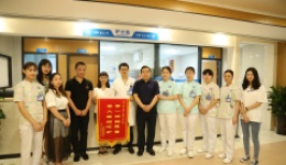 仁医孝者善有道，如家温馨似亲人