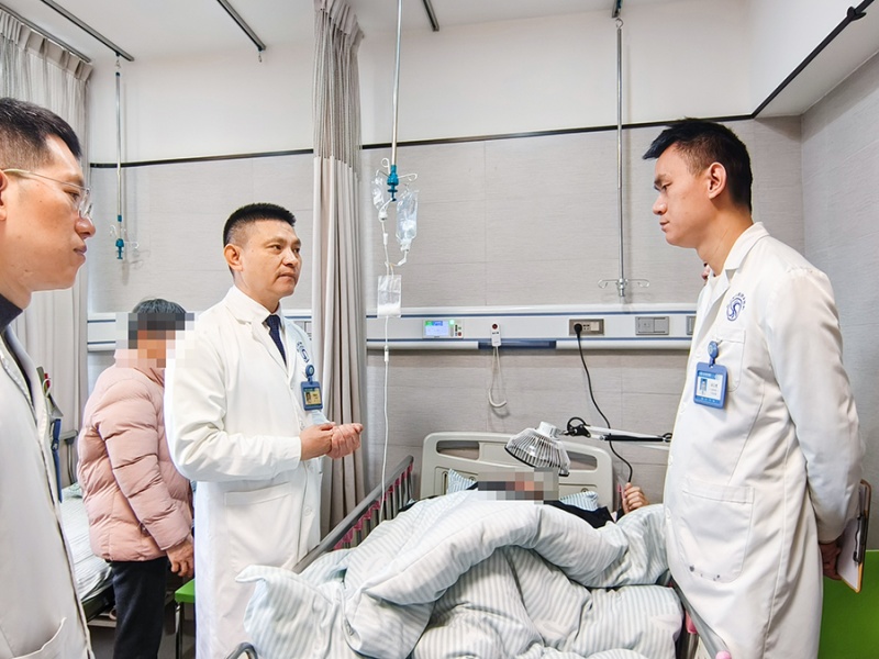 在四川泌尿外科医院，我与前列腺癌的“和平分手”